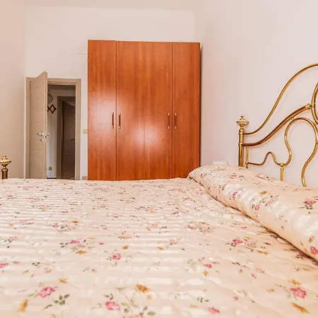 Casa Vacanze Cattolica Daire